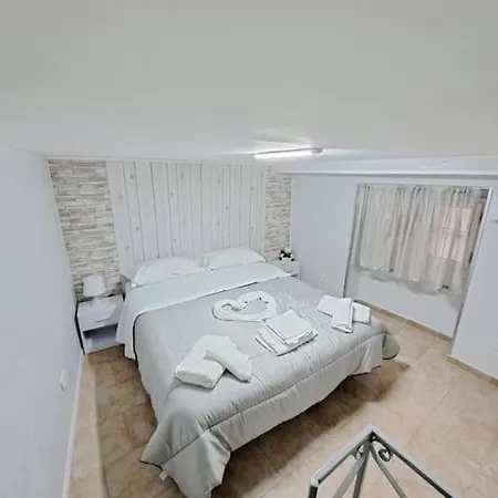 Orly House Νάπολη